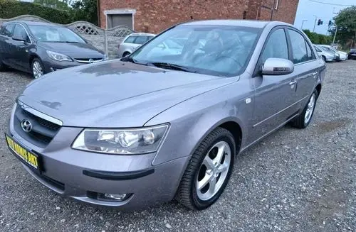 HYUNDAI Sonata 